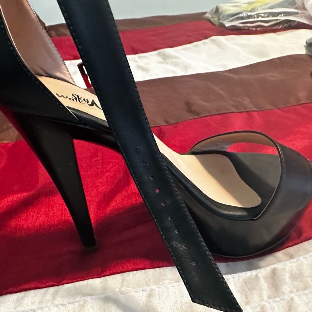 Shoes new from colombia, news
